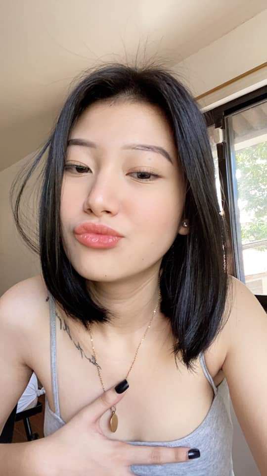 Con trai đang vụng trộm với mẹ kế thì bố về